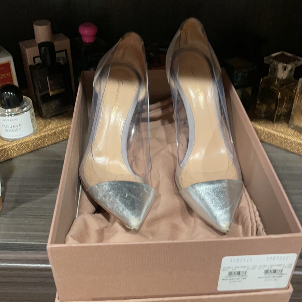 Gianvito Rossi plexi napp silk silver heel